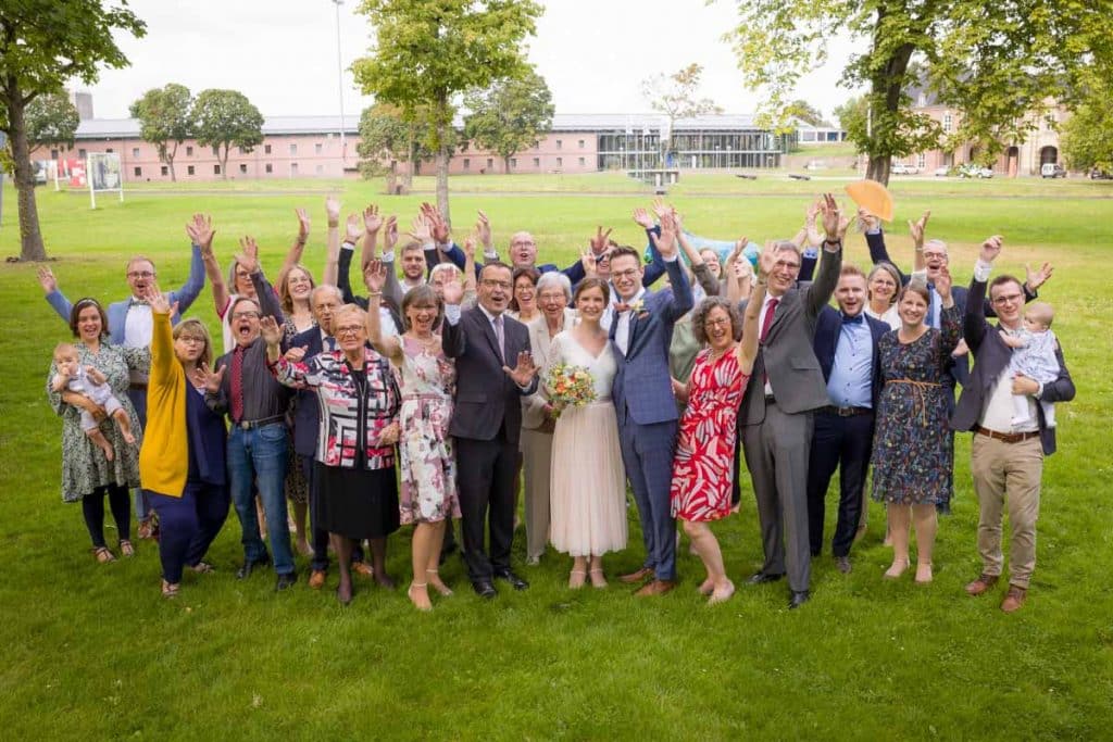 Fotos einer Hochzeit von einem Hochzeitsfotografen aus Wesel zeigen eine standesamtliche Trauung in der Zitadelle in Wesel