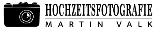 Minimalistisches Logo eines professionellen Hochzeitsfotografen aus Duisburg. Ideal zur Wiedererkennung der Marke und als visuelles Branding-Element auf der Webseite